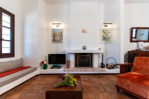 - Kioupi - 2 bedroom elegant and stylish house