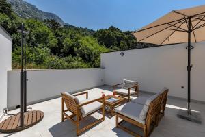 Villa Adriatic Beachfront by Makarska Exklusiv