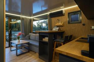 Prague River Houseboats - Private Bay