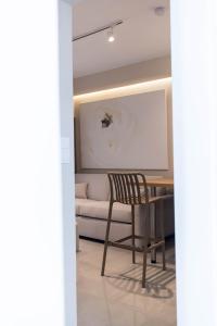 White Paeonia, Thessaloniki Center