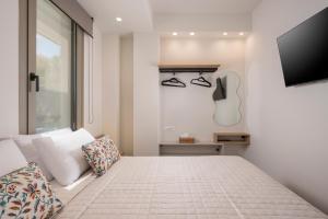 Villa Aska - Deluxe 4BR with Pool, 15 from Chania