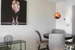 Modern Stay Near Banús & Centro Plaza