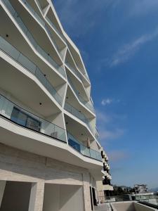 Ionara Horizon - Saranda