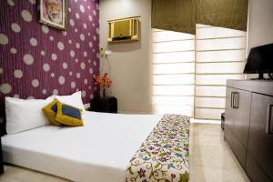Elegant 3BR Apt in Mohali By Especial Rentals