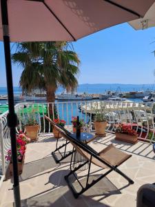 Boutique Waterfront Apartments
