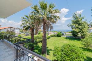 Evi Seaview Home by RentalsPro - Nea Potidaia Halkidiki