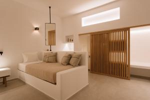 Ios Sea view apartment with pool 2B