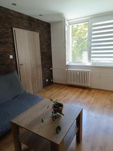 Spacious 3-room apartment, close to the center, station