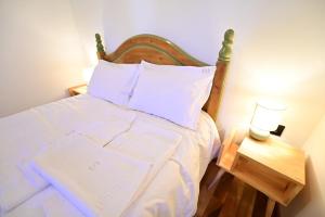 FLH - Charlies Nest - AC - Old Town