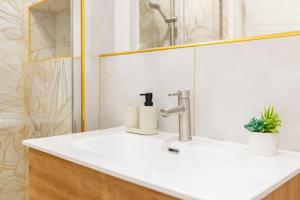 Stone Sail Suite img15