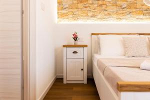 Stone Sail Suite img6