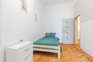 Rooms in a shared apartment Lwowska 11 near Politechnika