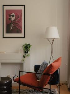 Golden Hour City Center Apartment