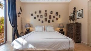 Splendid art estate - Heated pool