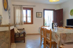 BBQ and Garden, 200 meters from the beach