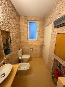 Confortable Habitacion en casa particular con baño compartido