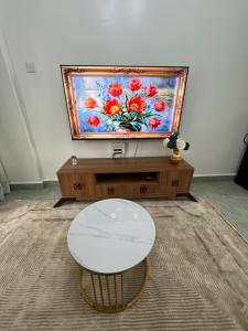 Cozy Modern 1BR with views on 10th floor at TSAVO APARTMENTS near TRM 15 mins to CBD