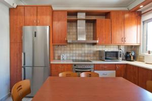 Alimos 4th Floor Residence