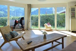 Mountain Retreat Near Titlis With Garden & Views