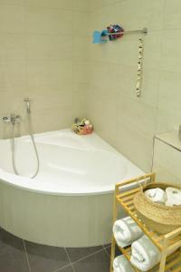 Mountain Retreat Near Titlis With Garden & Views
