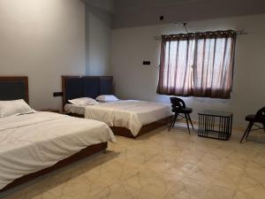 Bhagwati Hotel And Rooms