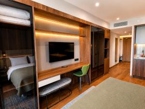 Residence in the Marriott Building