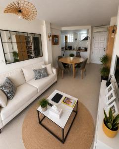 Arenal Beach Apartment in Jávea 5 Min Walk to Beach