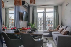 Apartament KU MORZU 150m od plaży, klimatyzacja, prywatny parking, podgrzewany basen