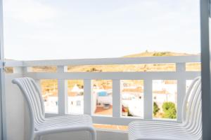 Drio Kythnos Suites