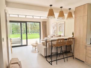 Przytulny domek Ibiza nad Jeziorem Niesłysz