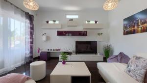 Villa Elssa by Villas Guide