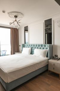 Luxury Premium Finese