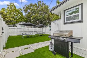 12 min to Brickell-Downtown-Outdoor space-BBQ