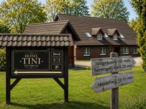 Hotel Tini