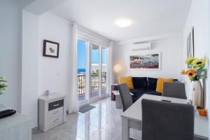 Chaparil Seaview - Couples Apartment near Torrecilla Beach by Casasol
