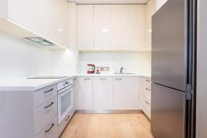Jasmine 1 Bedroom Apartment with Free Parking