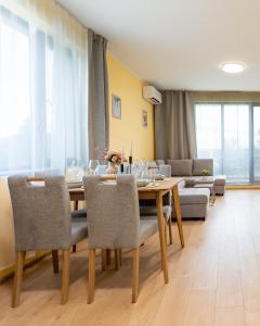 Jasmine 1 Bedroom Apartment with Free Parking