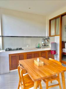 Vishnu Villa - Ubud Jungle Retreat with Shared Pool - B
