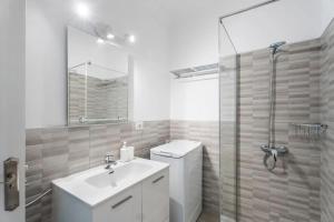 Charming 1-Bedroom Apartment with Ocean View in Arona
