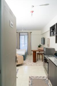 Affordable luxury studio in Nairobi with a pool and a gym