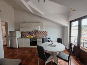 Apartment with beautiful sea view