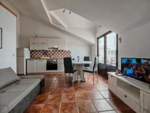 Apartment with beautiful sea view