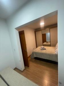 Studio completo e confortável com ótima localização