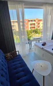 Boutique studio, free parking, pool view, garden, secured complex