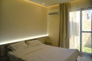 Modern 1BDR apartment, Koridallos 1B, MH
