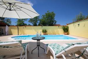 4-Bedroom villa with Private Pool in Vodnjan
