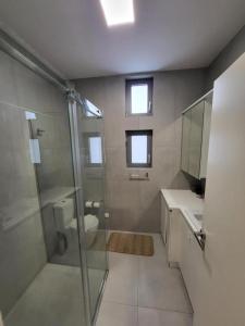 Modern Apartment near Kifisias ave