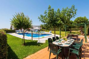 Villa Mercedes by Villa Plus