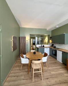 Appartement plein cœur des Chartrons rue calme