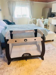 Separate guest suite